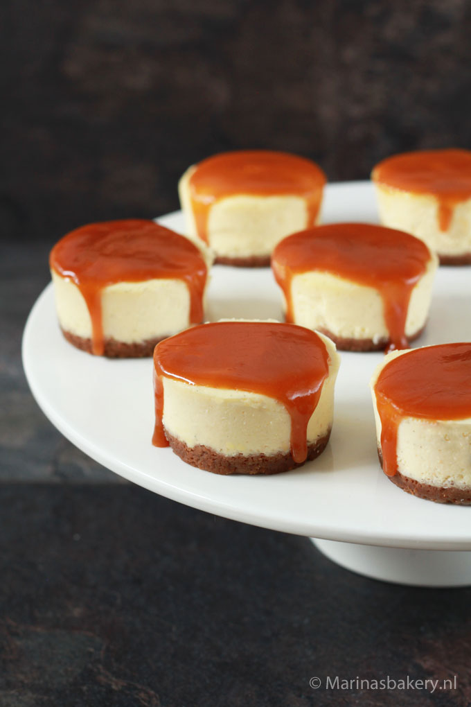 mini-cheesecakes-met-speculaas-en-karamel